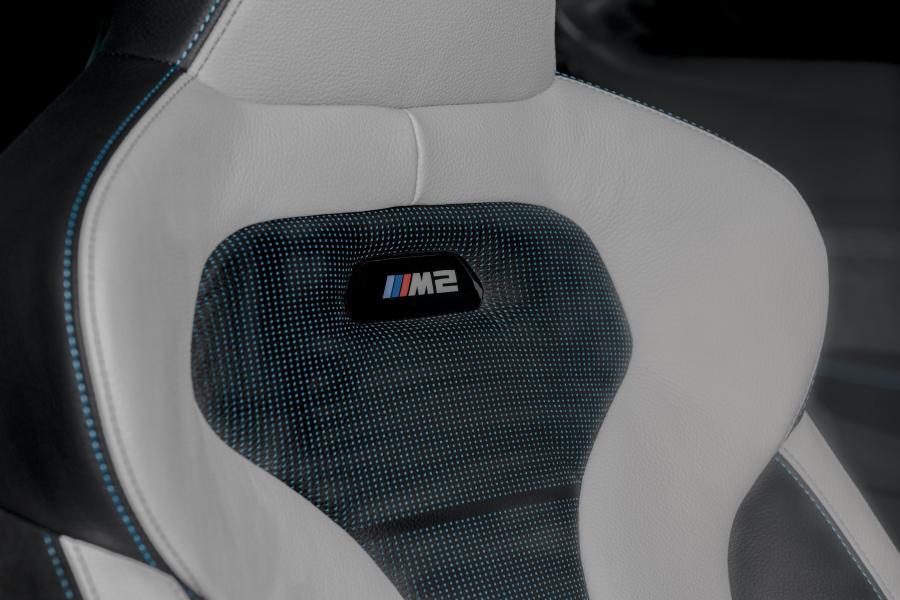 Детали интерьера BMW M2 by FUTURA 2000 (F87) 2020 года  (фото 7 из 34)